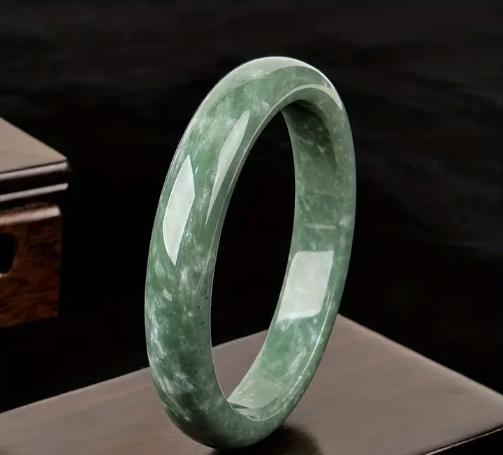 Organic Jade bangle